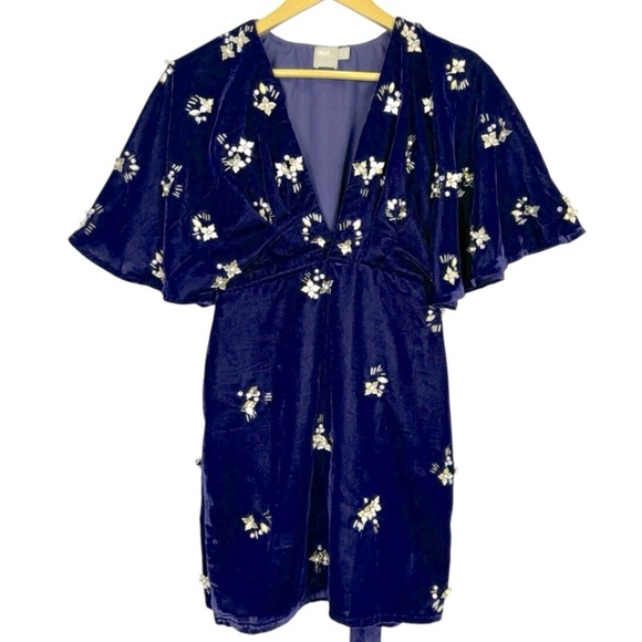 ASOS Petite Floral Beading Wrap Low Cut Velvet Mini Dress NWT Sz. 4 - Picture 11 of 13